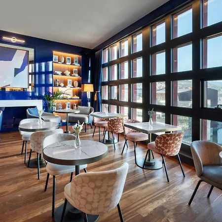 Hotel Meliá Bilbao-2